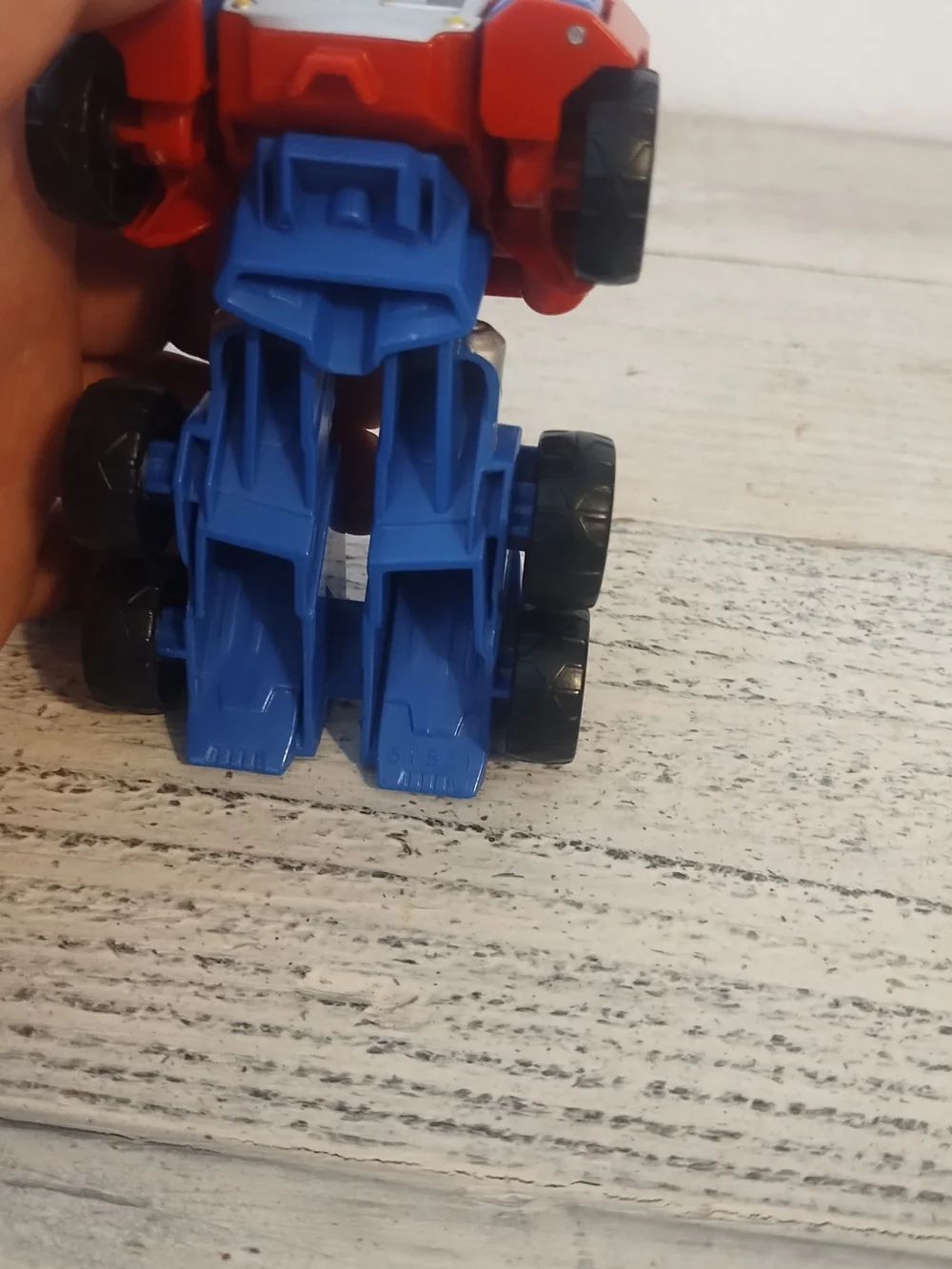 Transformers Rescue Bots Rescan Optimus Prime  Complete